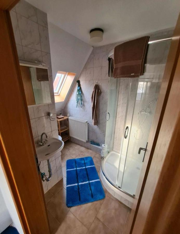 Monteurs-Ferienwohnung Emden Dış mekan fotoğraf